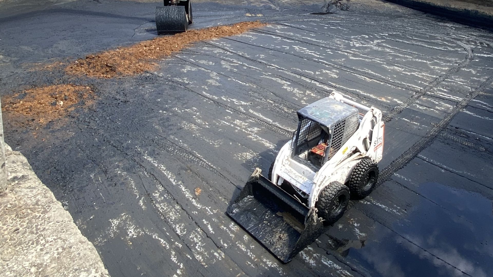 Bobcat ile hafriyat ve kazı işleri