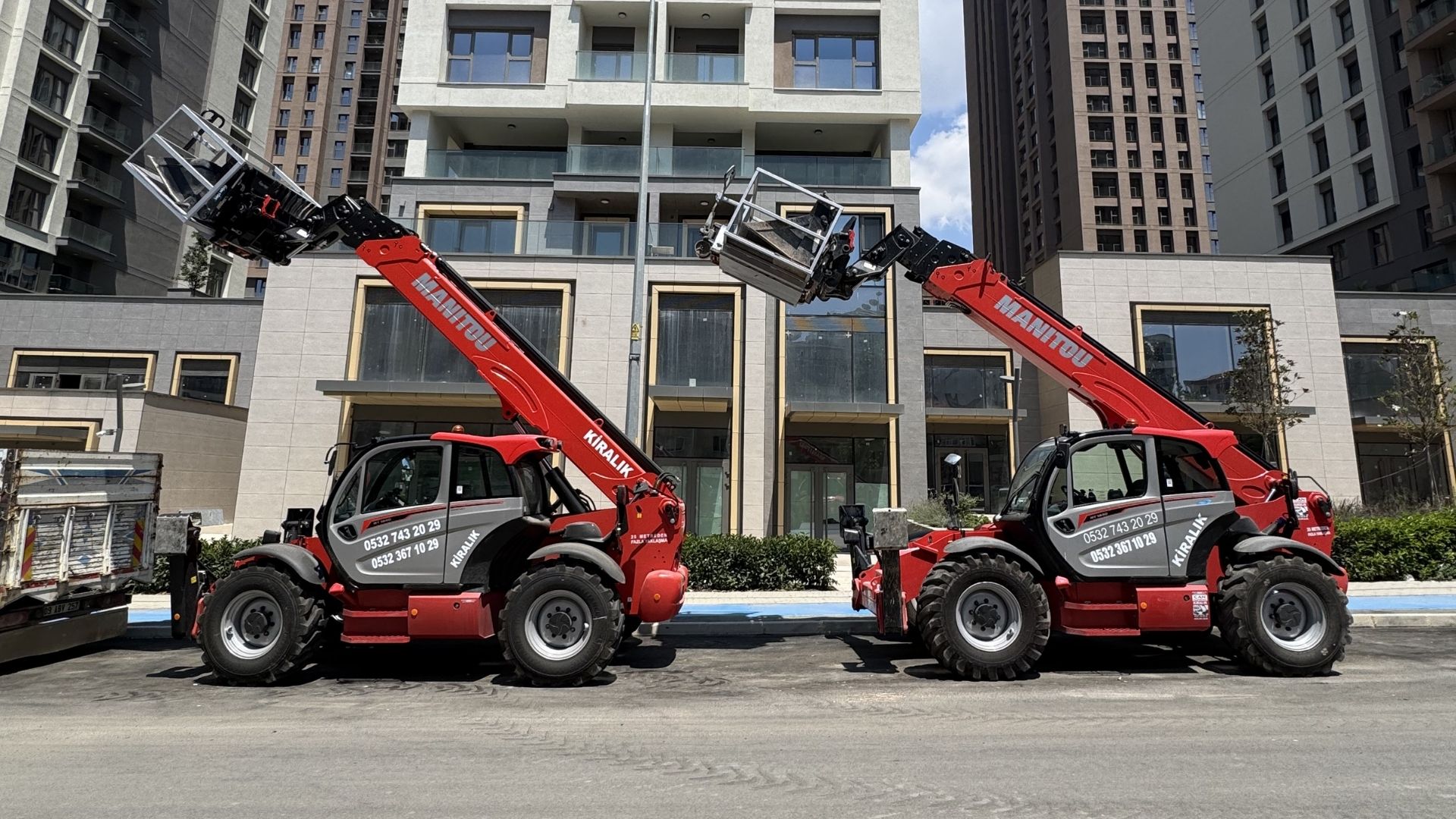 Manitou teleskopik yükleyici sahada